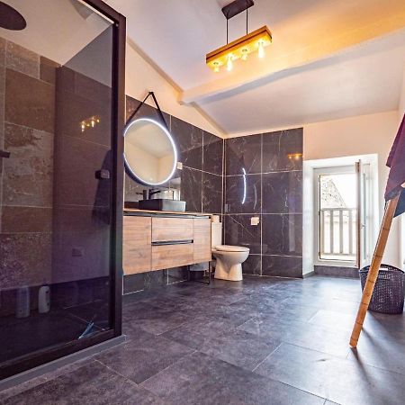 Au Coeur Des Baux Villa Luaran gambar