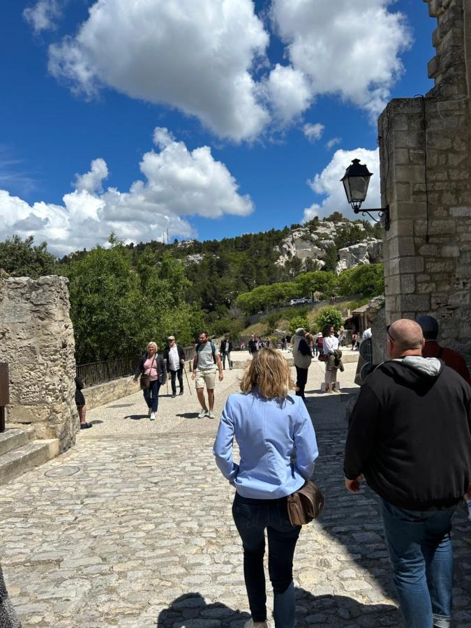 Au Coeur Des Baux Villa Luaran gambar